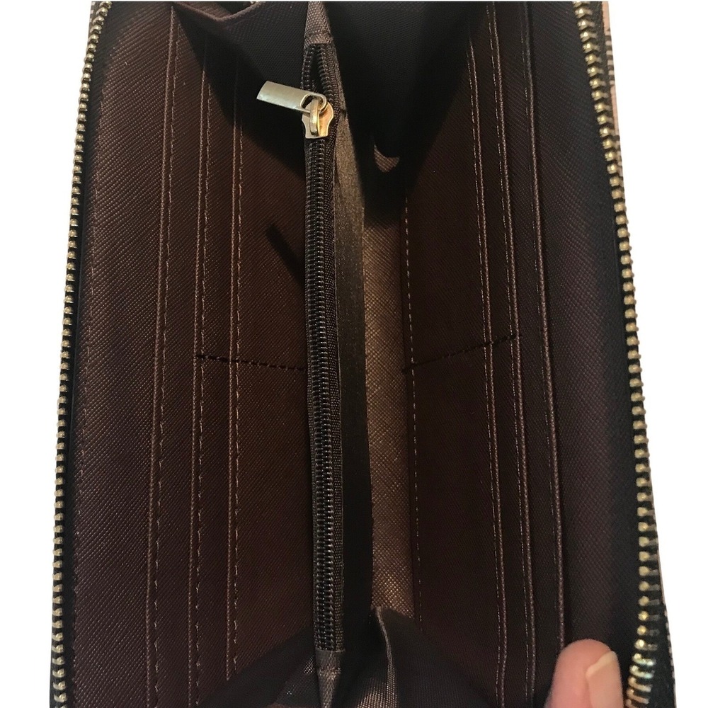 Geometric Plaid Zip Around Clutch - Picture 7 of 9